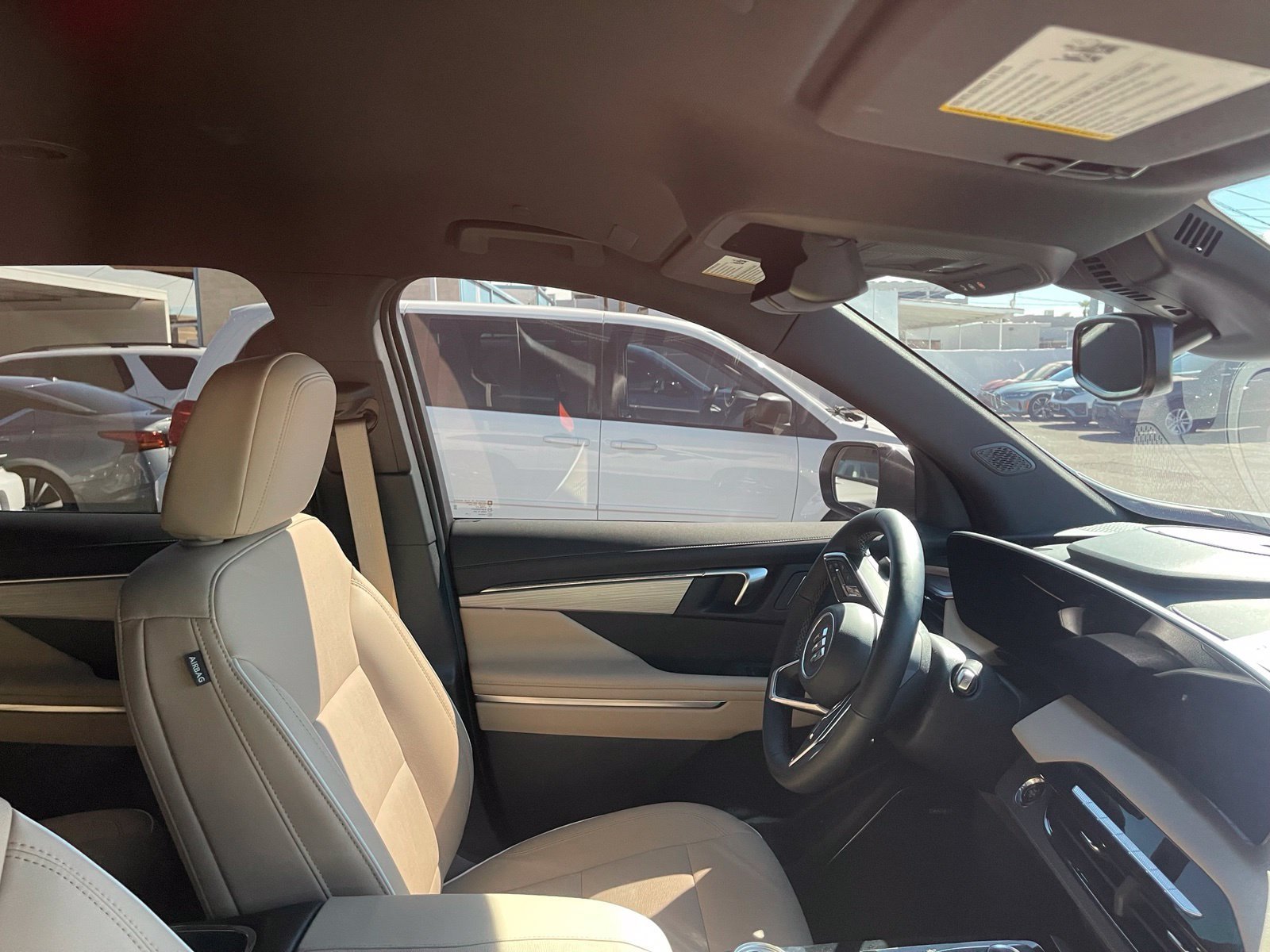 Used 2025 Buick Enclave Preferred FWD image 5