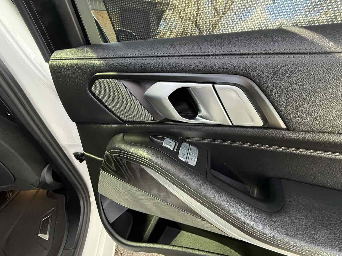 Used 2020 BMW X7 xDrive40i w/ Premium Package image 40