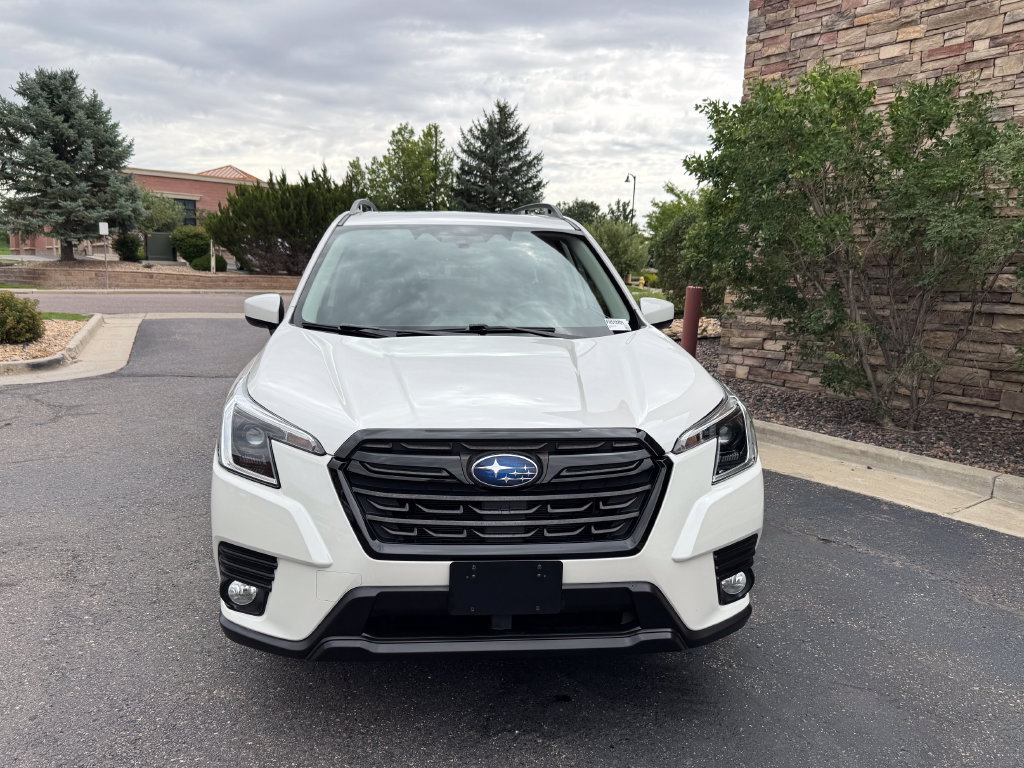 Used 2023 Subaru Forester Premium w/ Popular Package #2 AWD/4WD image 3