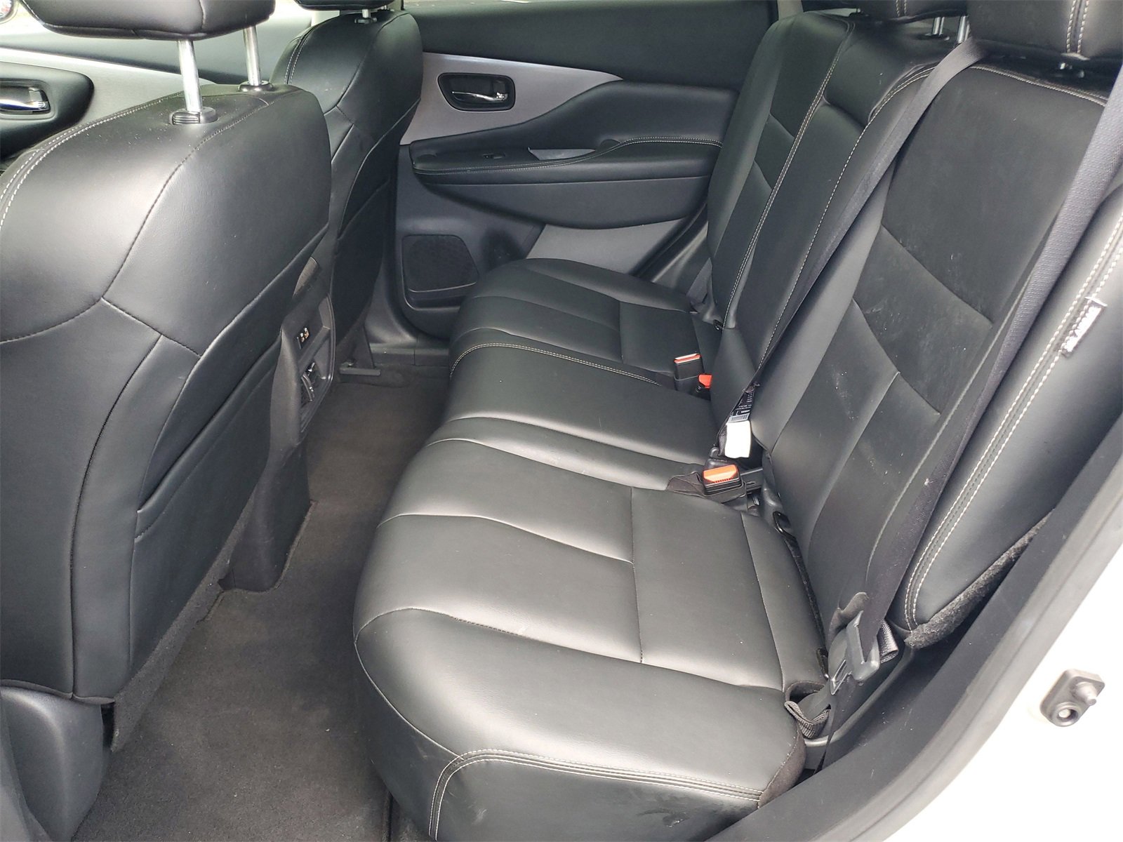 Used 2023 Nissan Murano SV image 21