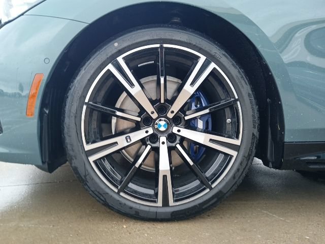 New 2026 BMW 530i w/ M Sport Package RWD image 5