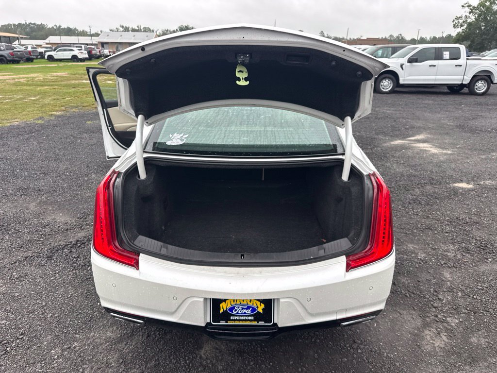 Used 2019 Cadillac XTS Luxury FWD image 13
