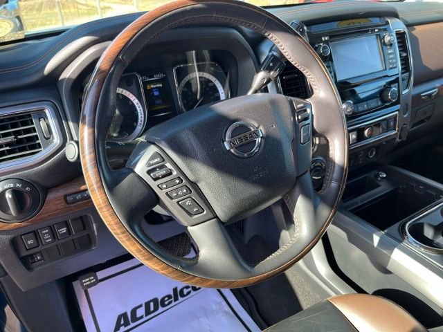 Used 2018 Nissan Titan Platinum Reserve w/ Platinum Utility Package AWD/4WD image 15