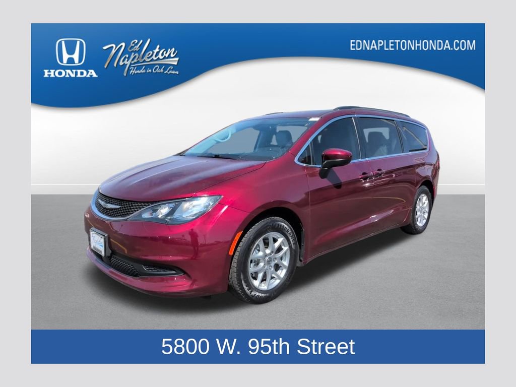 Used 2021 Chrysler Voyager Lxi FWD image 1