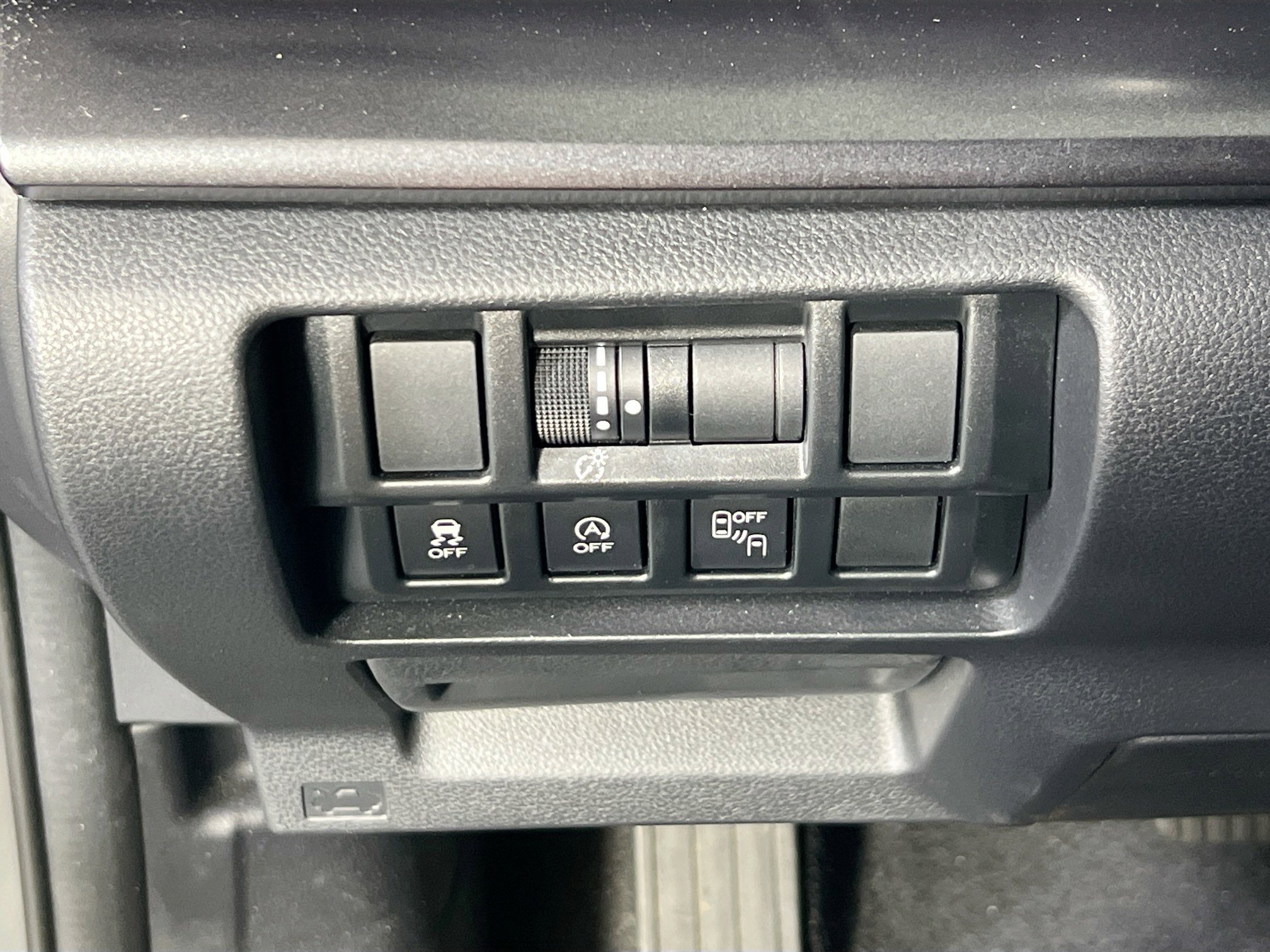 Used 2022 Subaru Crosstrek 2.5i Sport w/ Moonroof Package image 10