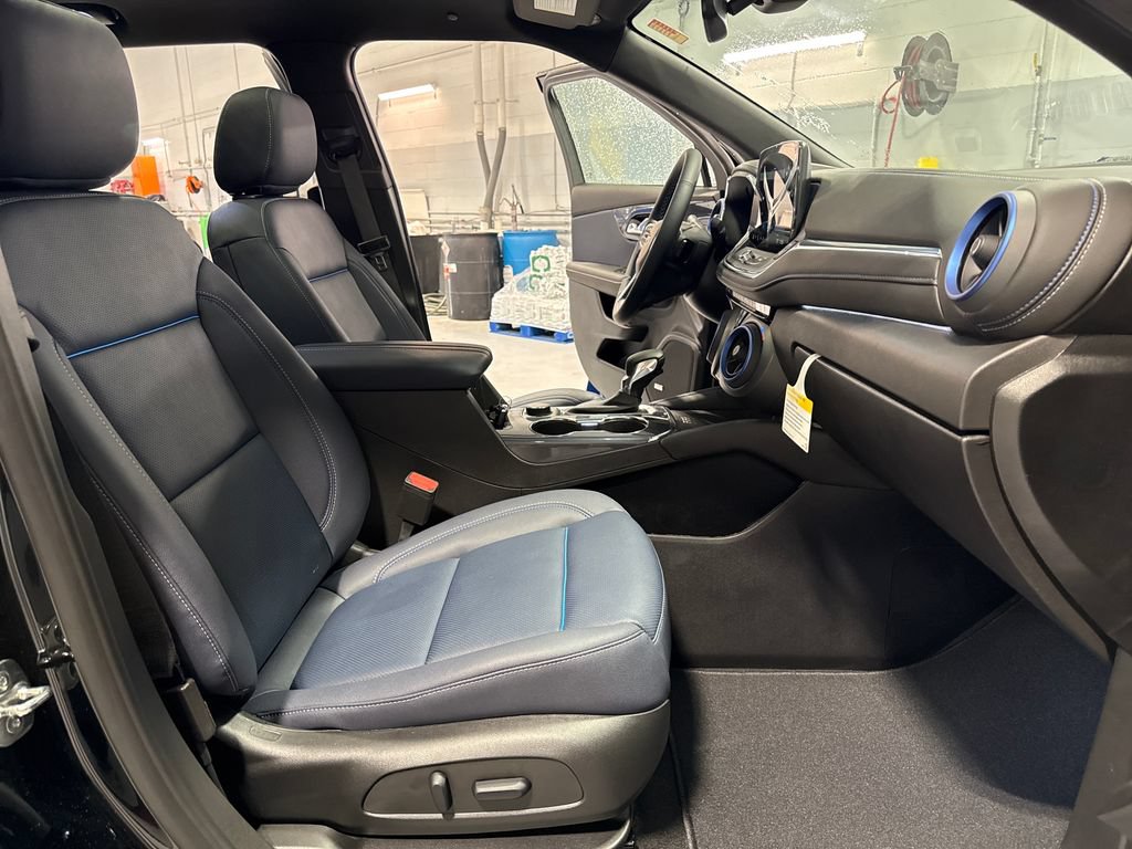 New 2026 Chevrolet Blazer RS w/ Enhanced Convenience Package FWD image 34