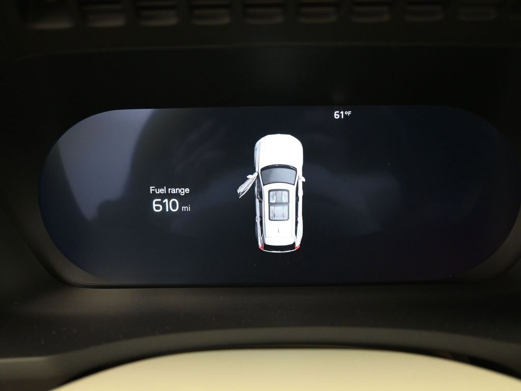 New 2026 Volvo XC90 B6 Ultra w/ Protection Package image 12