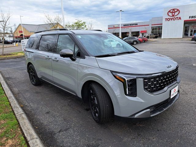 Used 2026 Kia Carnival SX Prestige image 4
