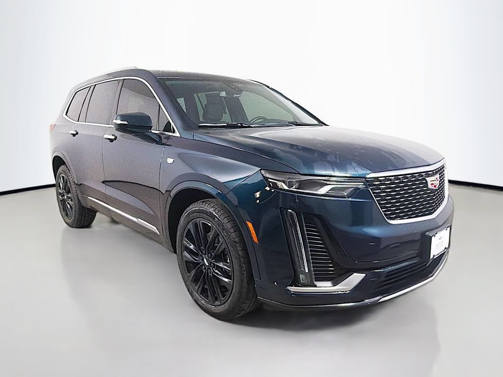 Certified 2024 Cadillac XT6 Luxury AWD/4WD image 4