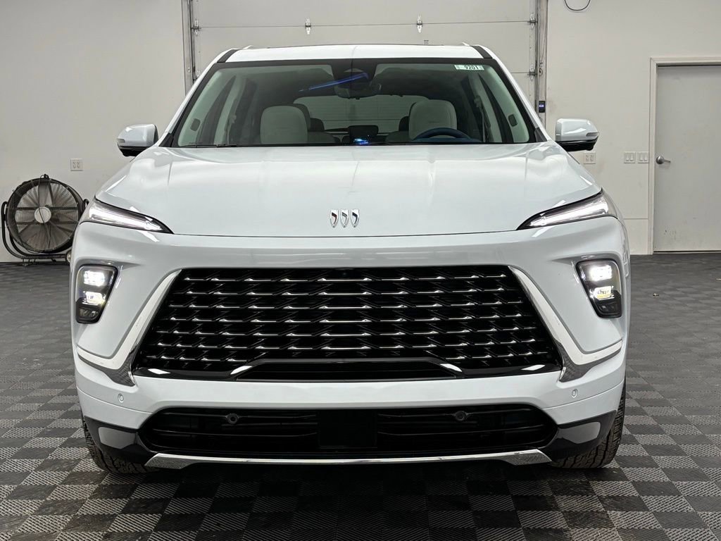 New 2026 Buick Enclave Avenir image 17