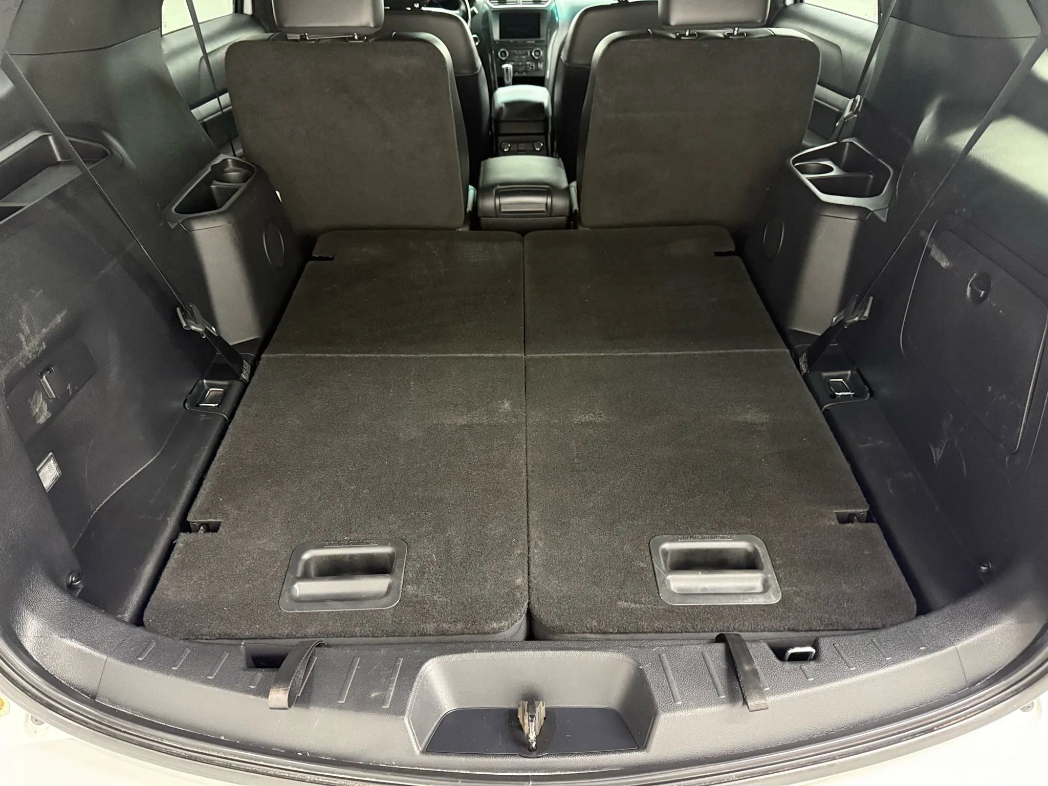 Used 2016 Ford Explorer XLT w/ Equipment Group 202A image 51