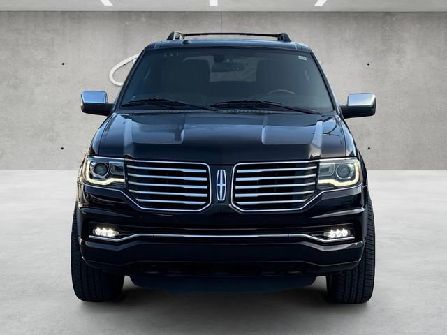 Used 2017 Lincoln Navigator Select image 18