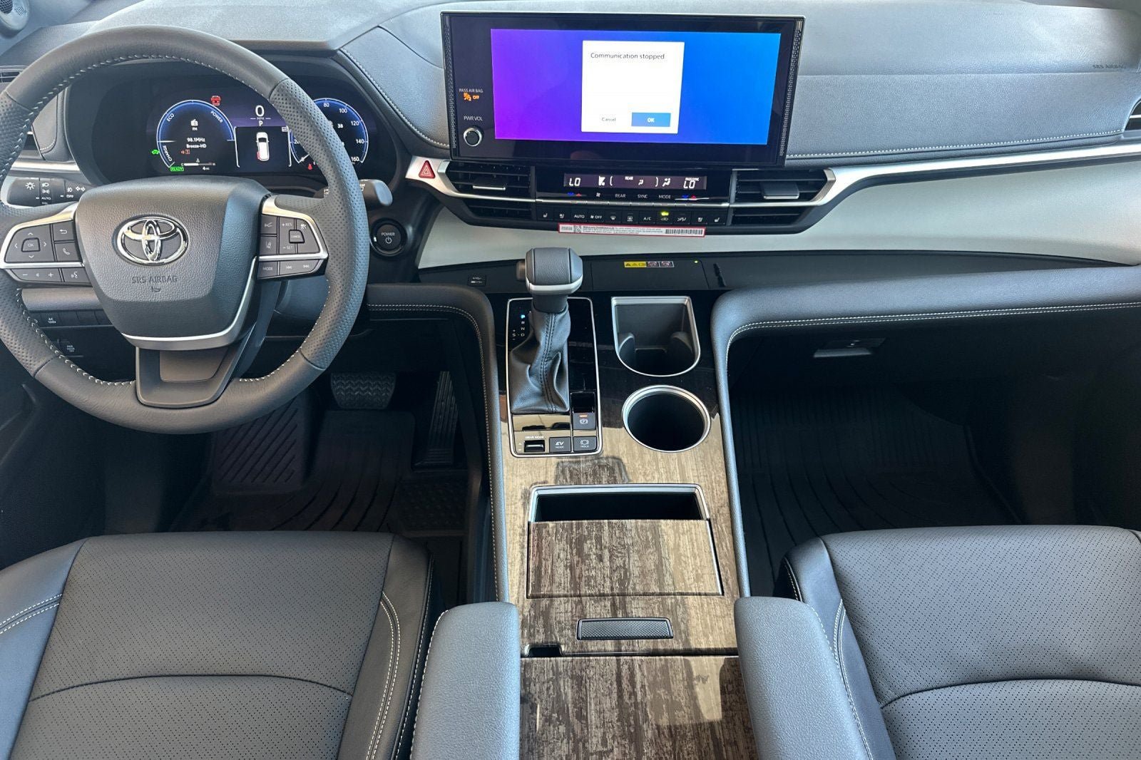 New 2026 Toyota Sienna Limited FWD image 16