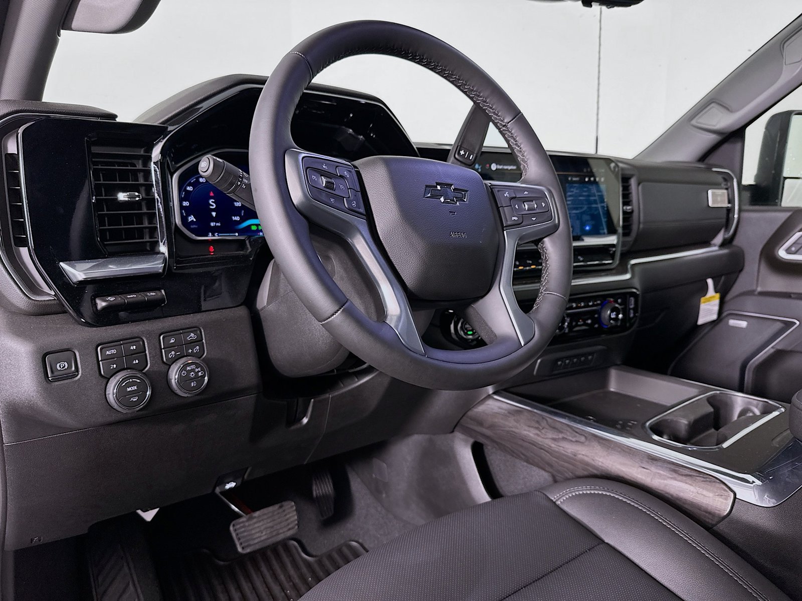 New 2026 Chevrolet Silverado 2500 LTZ w/ Trail Boss Package AWD/4WD image 9