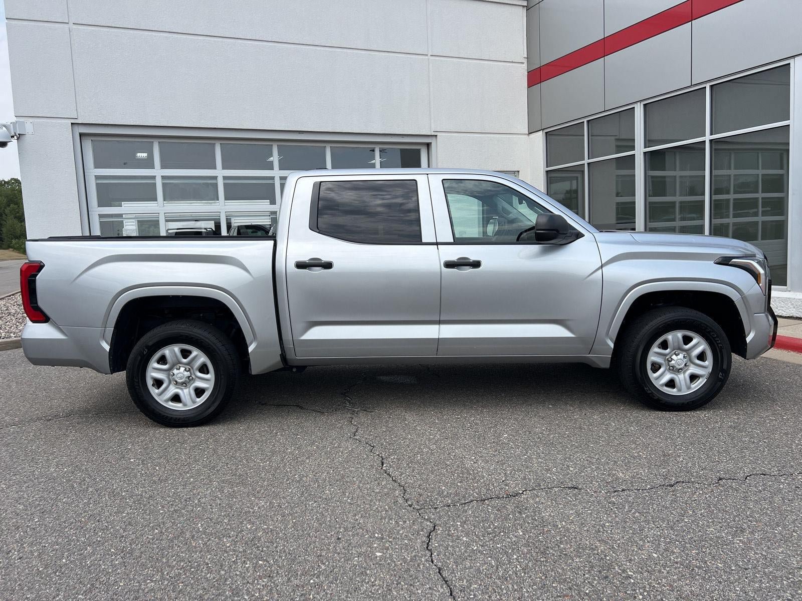 Used 2023 Toyota Tundra SR AWD/4WD image 29