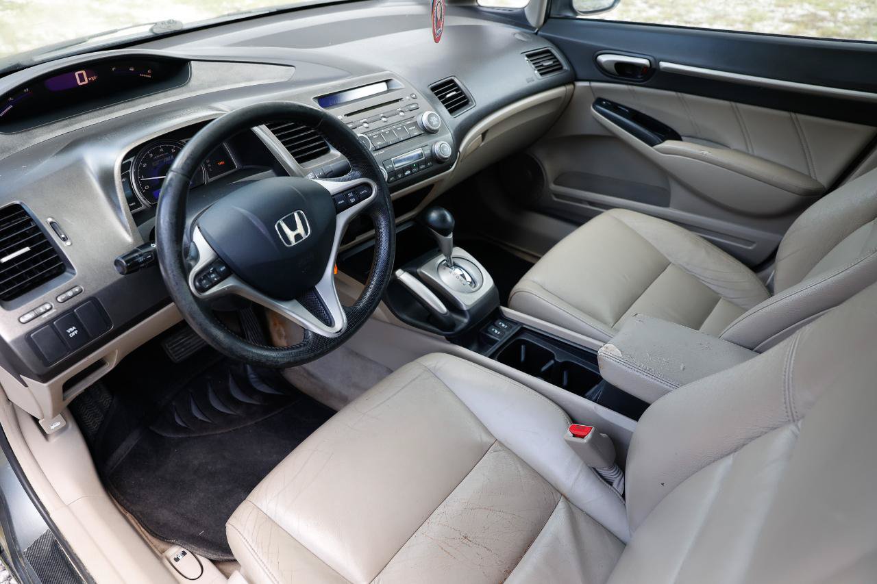 Used 2009 Honda Civic Hybrid Sedan image 4