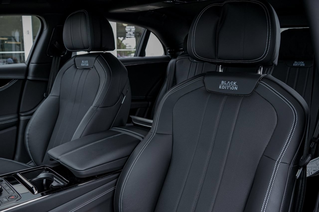New 2025 Bentley Flying Spur Plug-In Hybrid AWD/4WD image 22