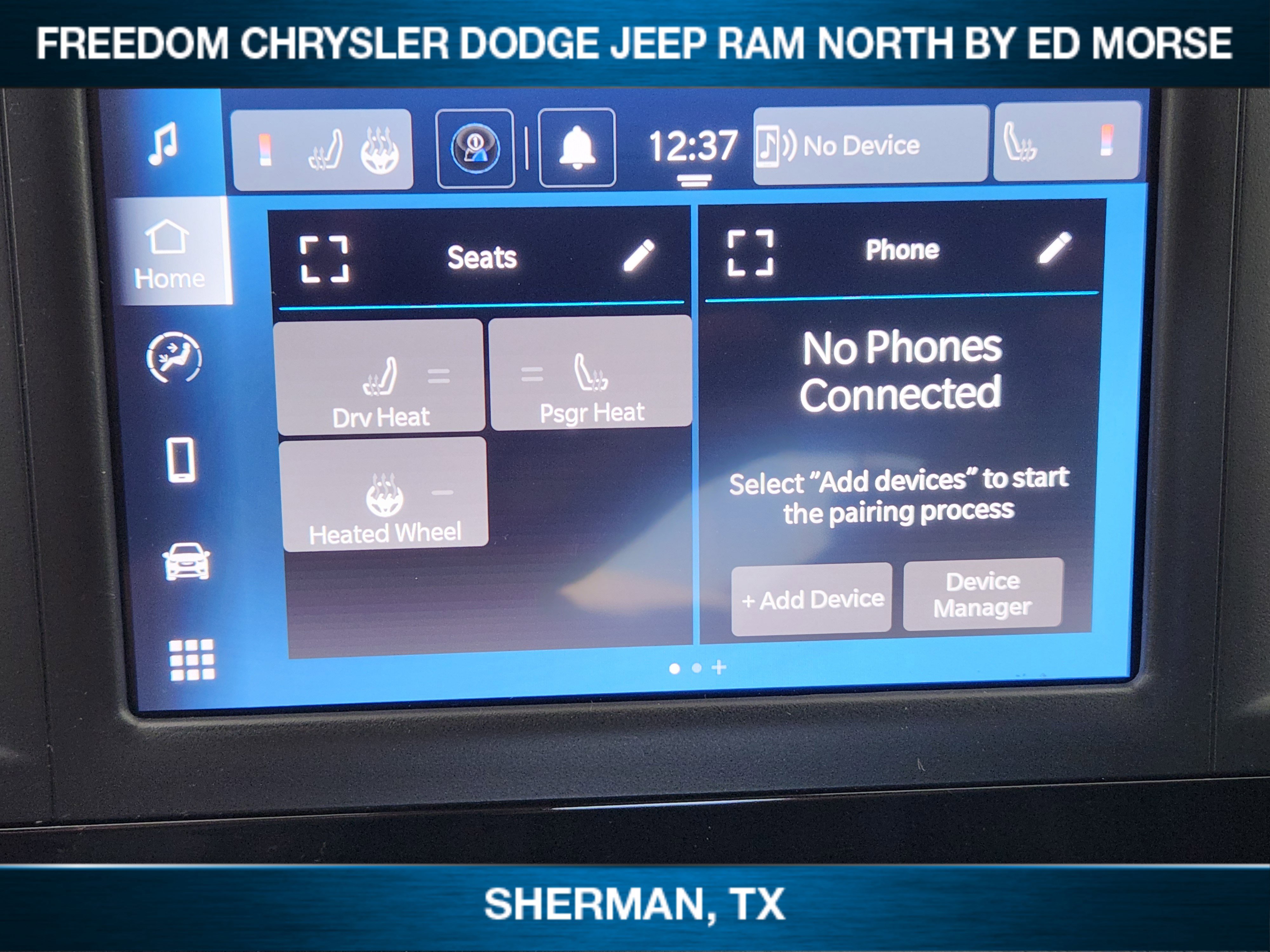 Used 2023 Chrysler Voyager LX image 12