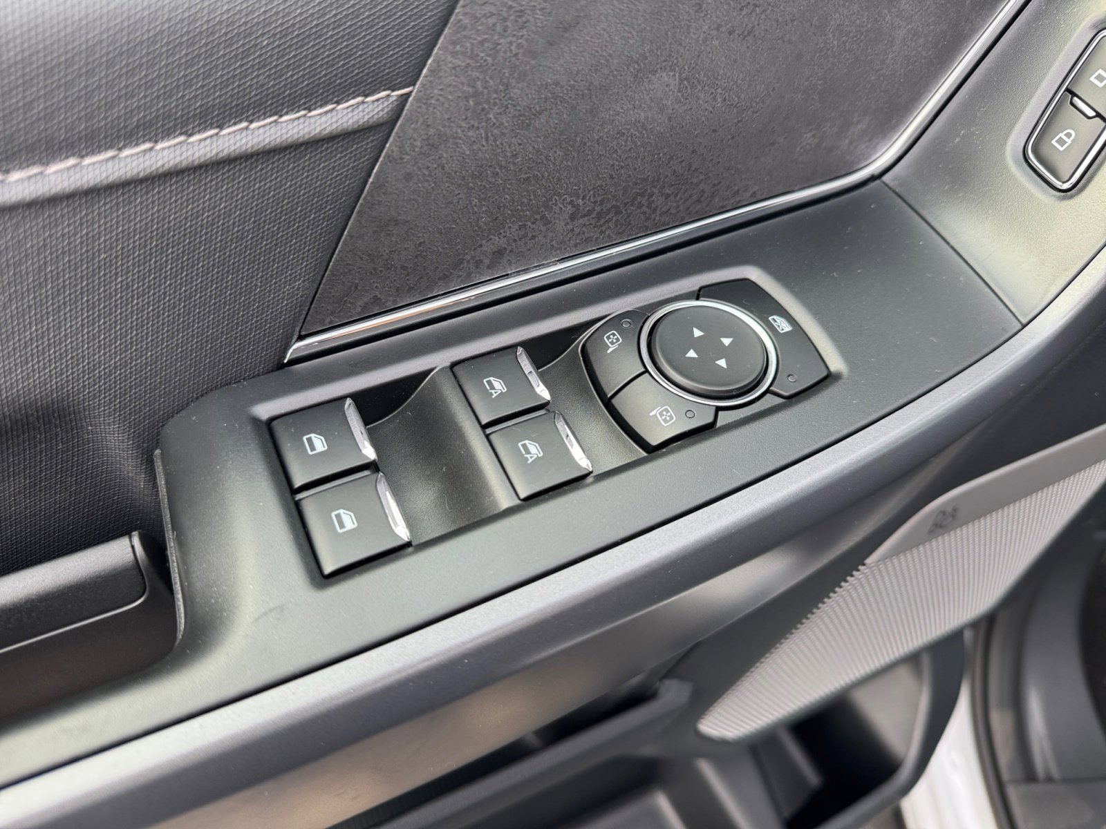 New 2025 Ford F150 XLT w/ Equipment Group 303A High image 20