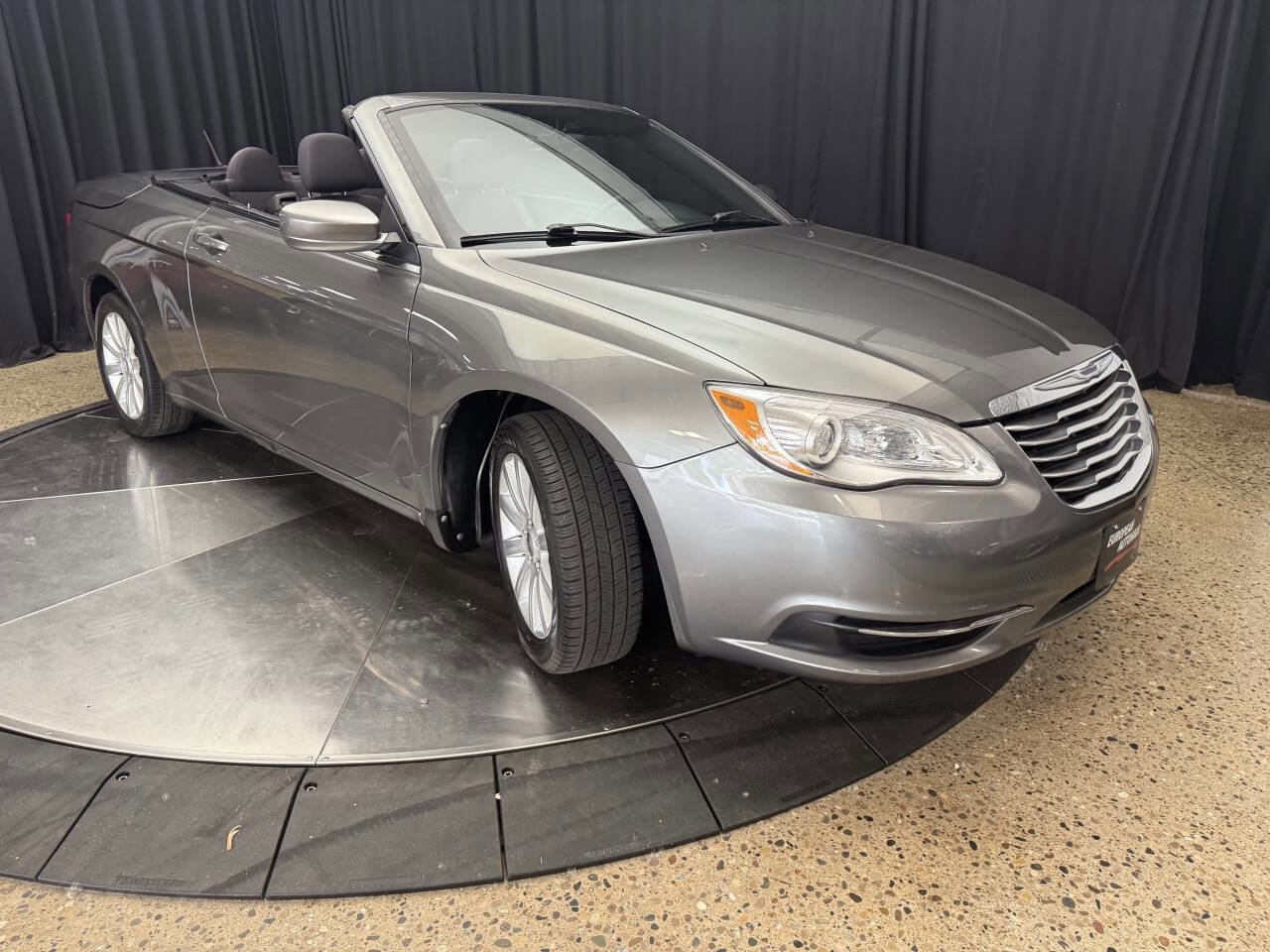 Used 2013 Chrysler 200 Touring image 13