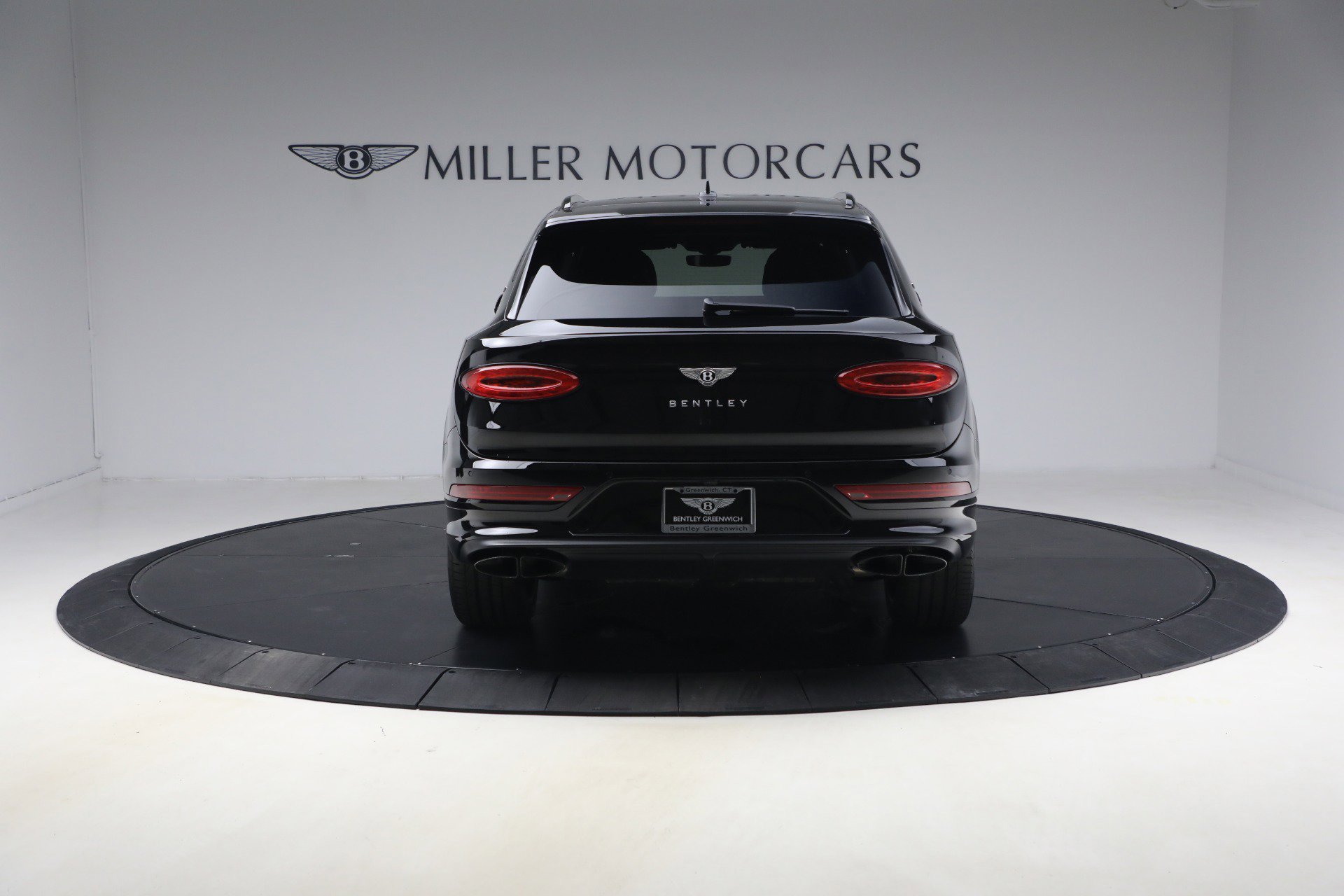 Used 2023 Bentley Bentayga Extended Wheelbase image 6