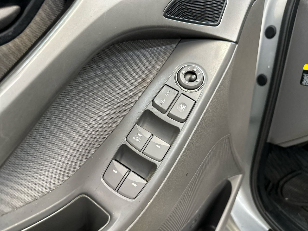 Used 2012 Hyundai Elantra GLS w/ Preferred Pkg 3 image 23