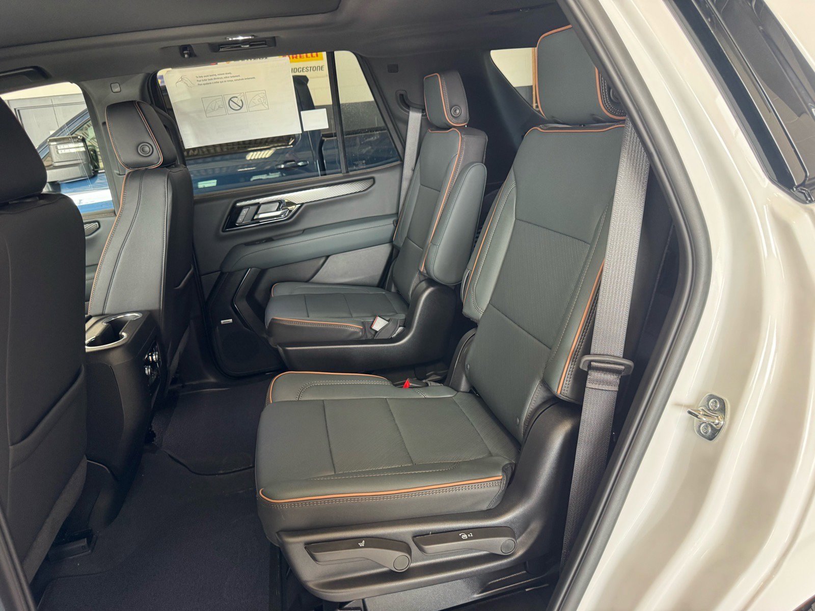 New 2026 GMC Yukon AT4 w/ AT4 Premium Package AWD/4WD image 13