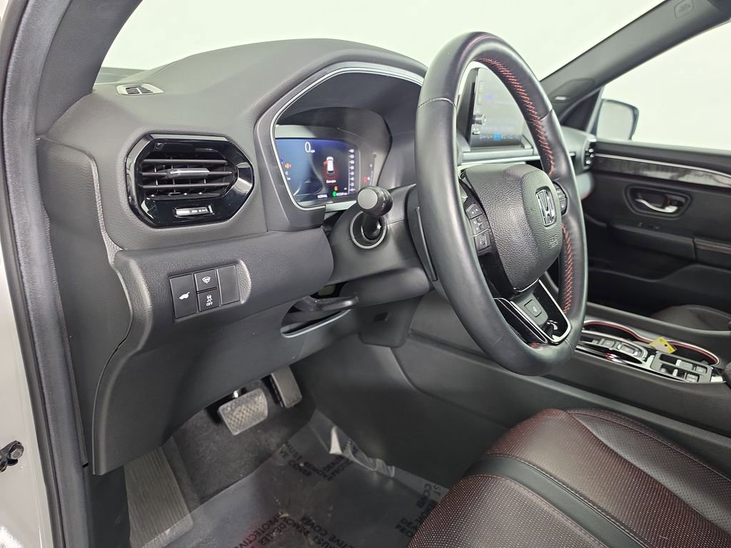 Used 2025 Honda Pilot Black Edition image 13