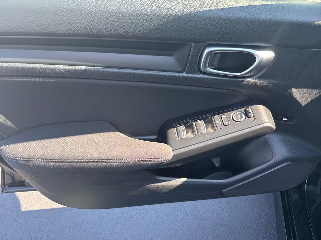 Certified 2025 Honda Civic Sport image 9