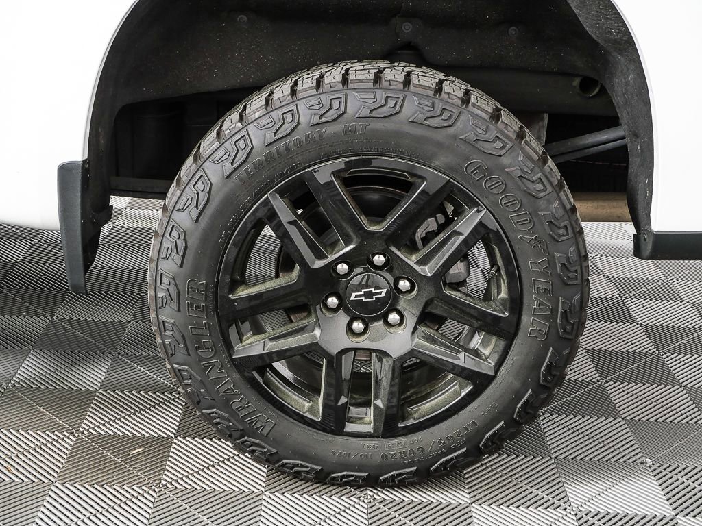 Used 2024 Chevrolet Silverado 1500 LT Trail Boss w/ Convenience Package II image 35