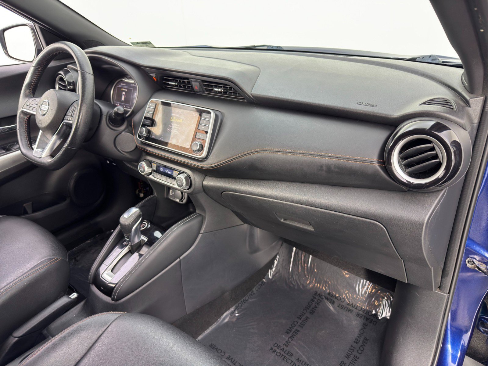 Used 2020 Nissan Kicks SR w/ SR Premium Package image 13