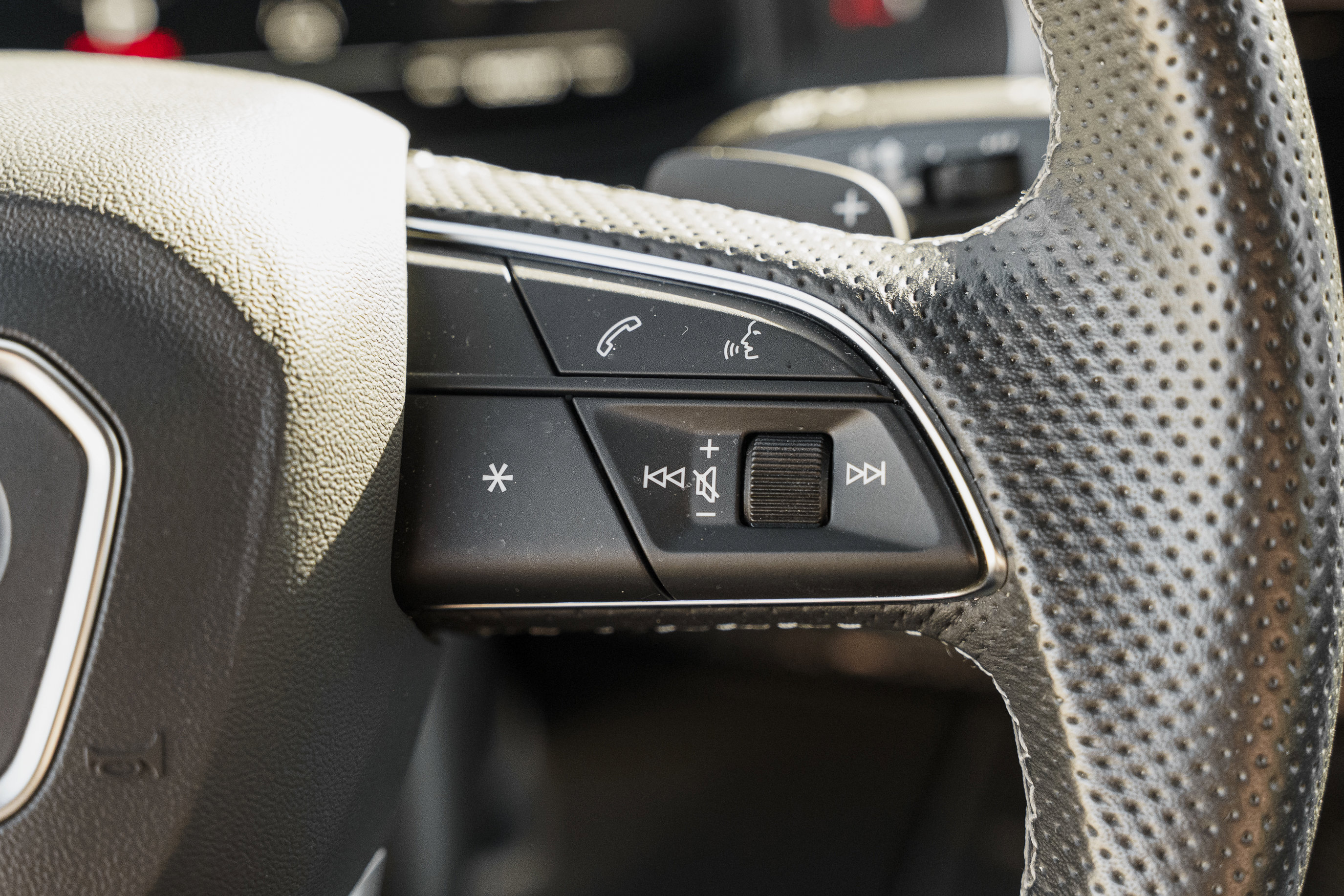 Used 2023 Audi SQ8 Prestige image 19