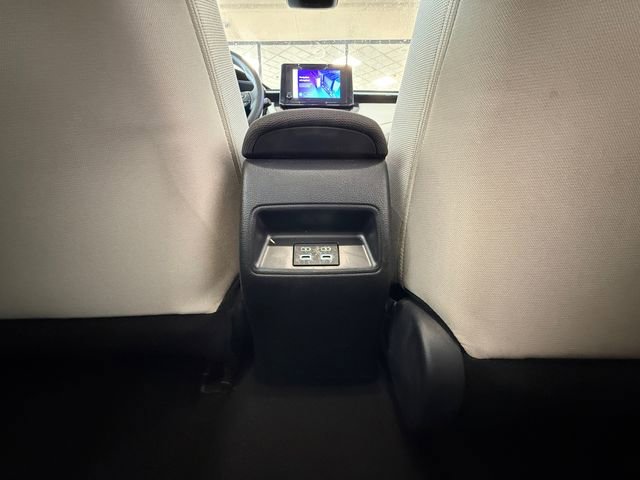 Used 2025 Toyota Corolla LE image 22