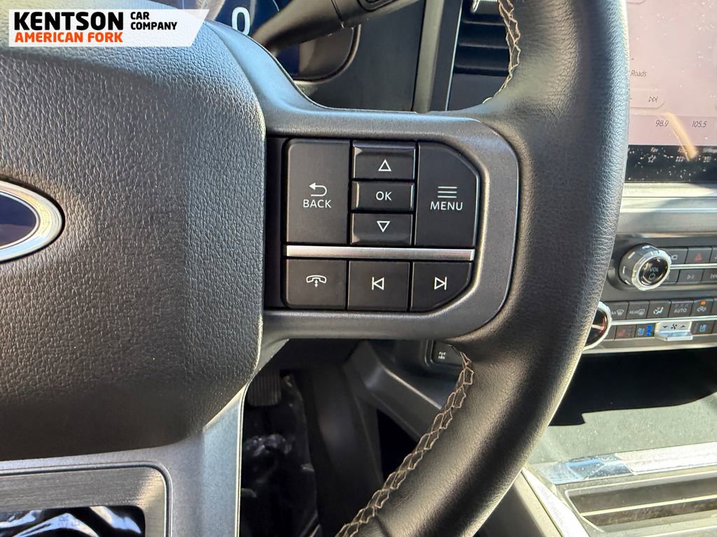 Used 2025 Ford F350 Lariat w/ Black Appearance Package image 19