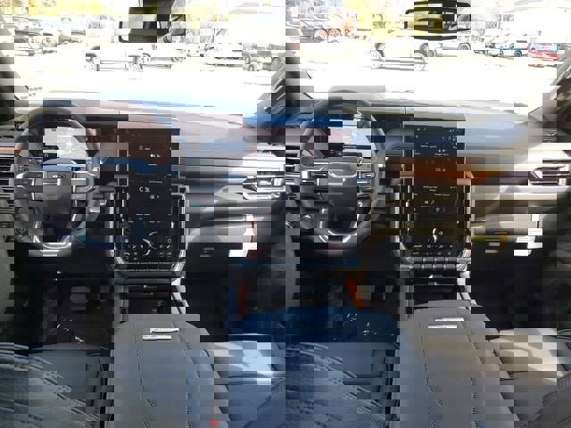 New 2026 GMC Yukon XL Denali w/ Sun & Power Step Package AWD/4WD image 12