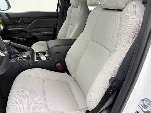 New 2026 Toyota 4Runner SR5 AWD/4WD image 27