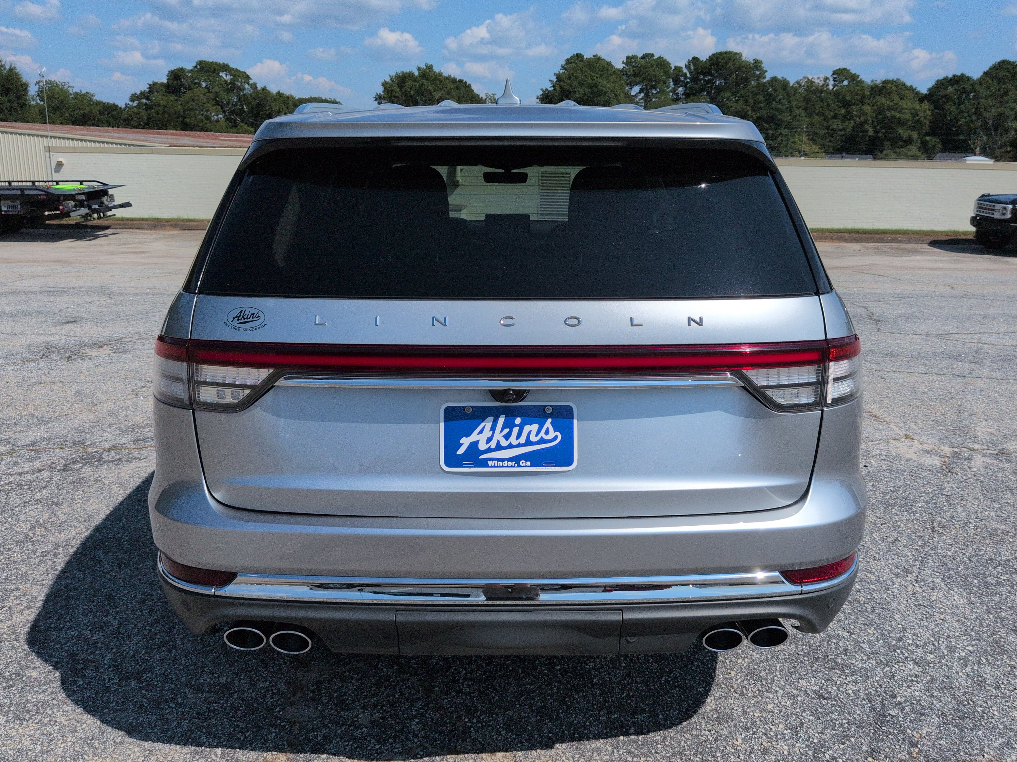 Used 2020 Lincoln Aviator Reserve w/ Equipment Group 202A AWD/4WD image 4