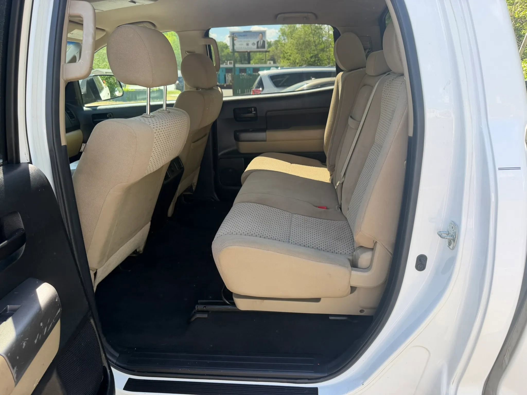 Used 2012 Toyota Tundra 4x4 CrewMax w/ Tow Pkg image 19