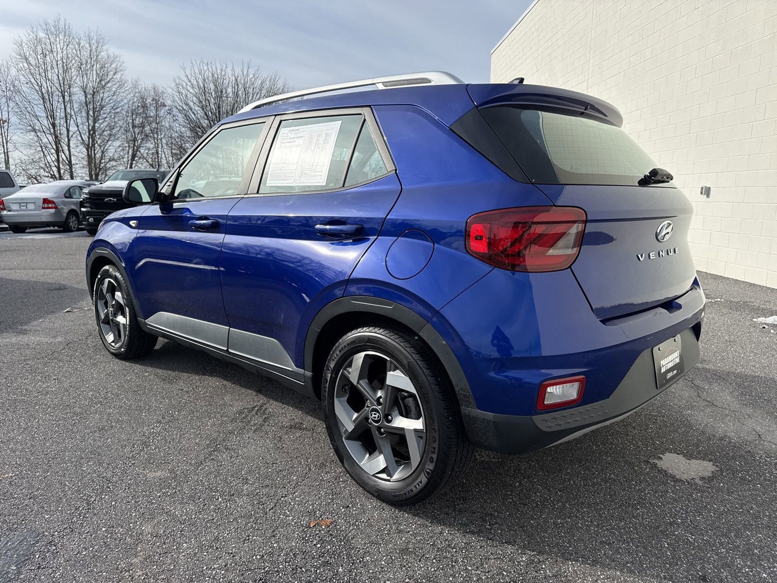 Used 2022 Hyundai Venue Limited w/ Cargo Package image 5