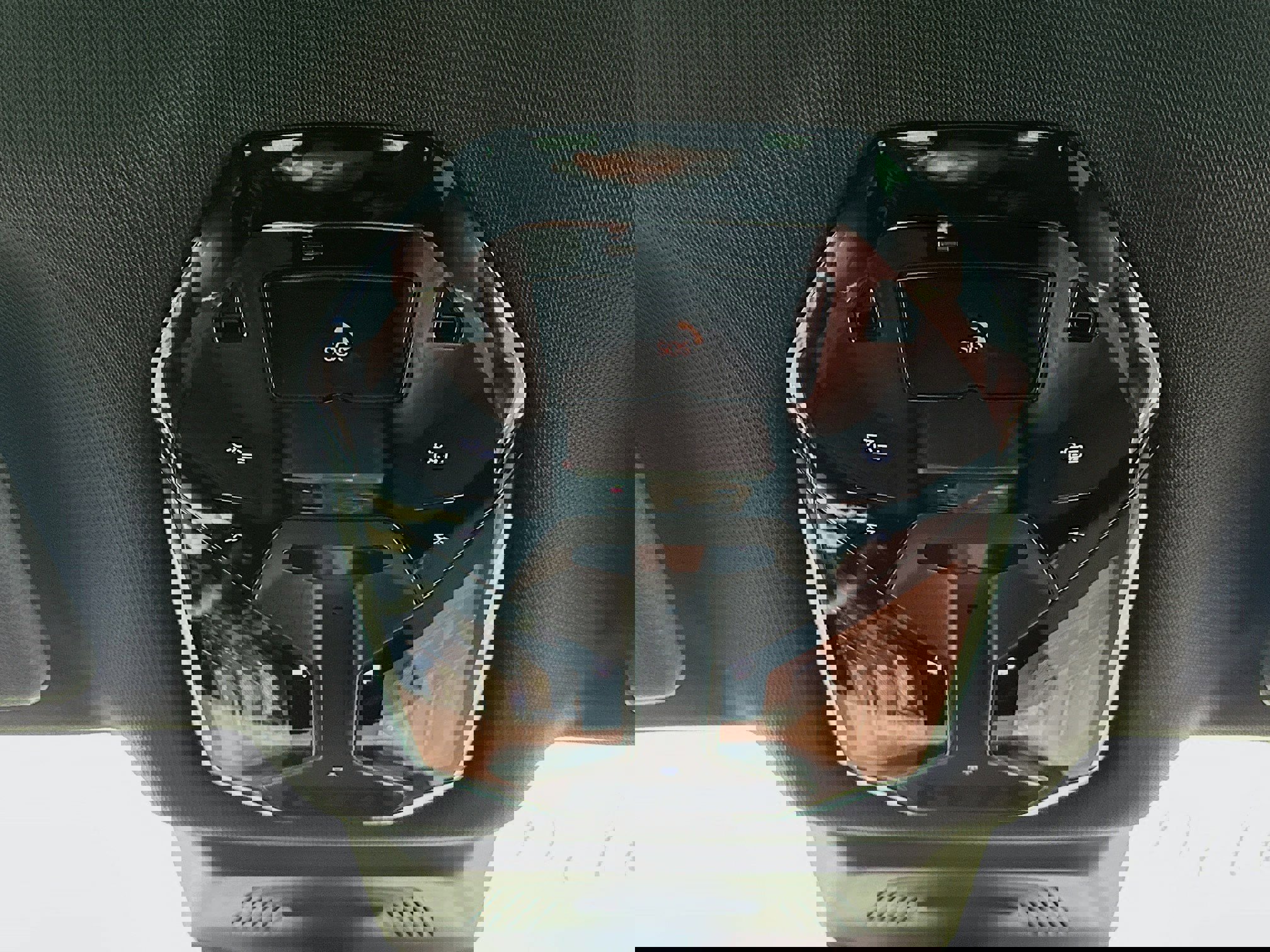 Used 2023 BMW iX xDrive50 w/ Ultimate Package 2 image 17