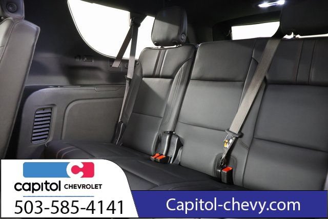 Used 2025 Chevrolet Suburban RST w/ Comfort Package AWD/4WD image 32