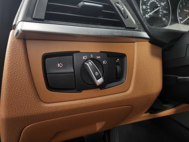 Used 2013 BMW ActiveHybrid 3 RWD image 21