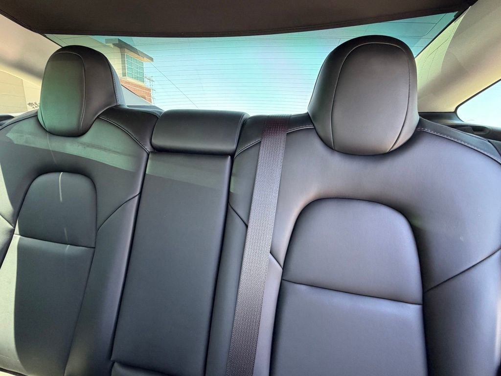 Used 2021 Tesla Model 3 Standard Range Plus RWD image 8