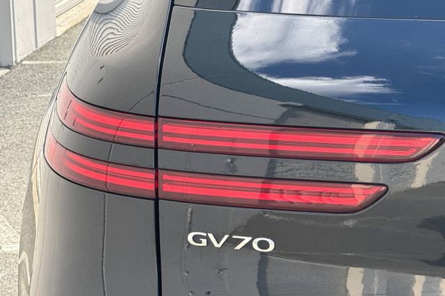 Used 2025 Genesis GV70 2.5T image 48