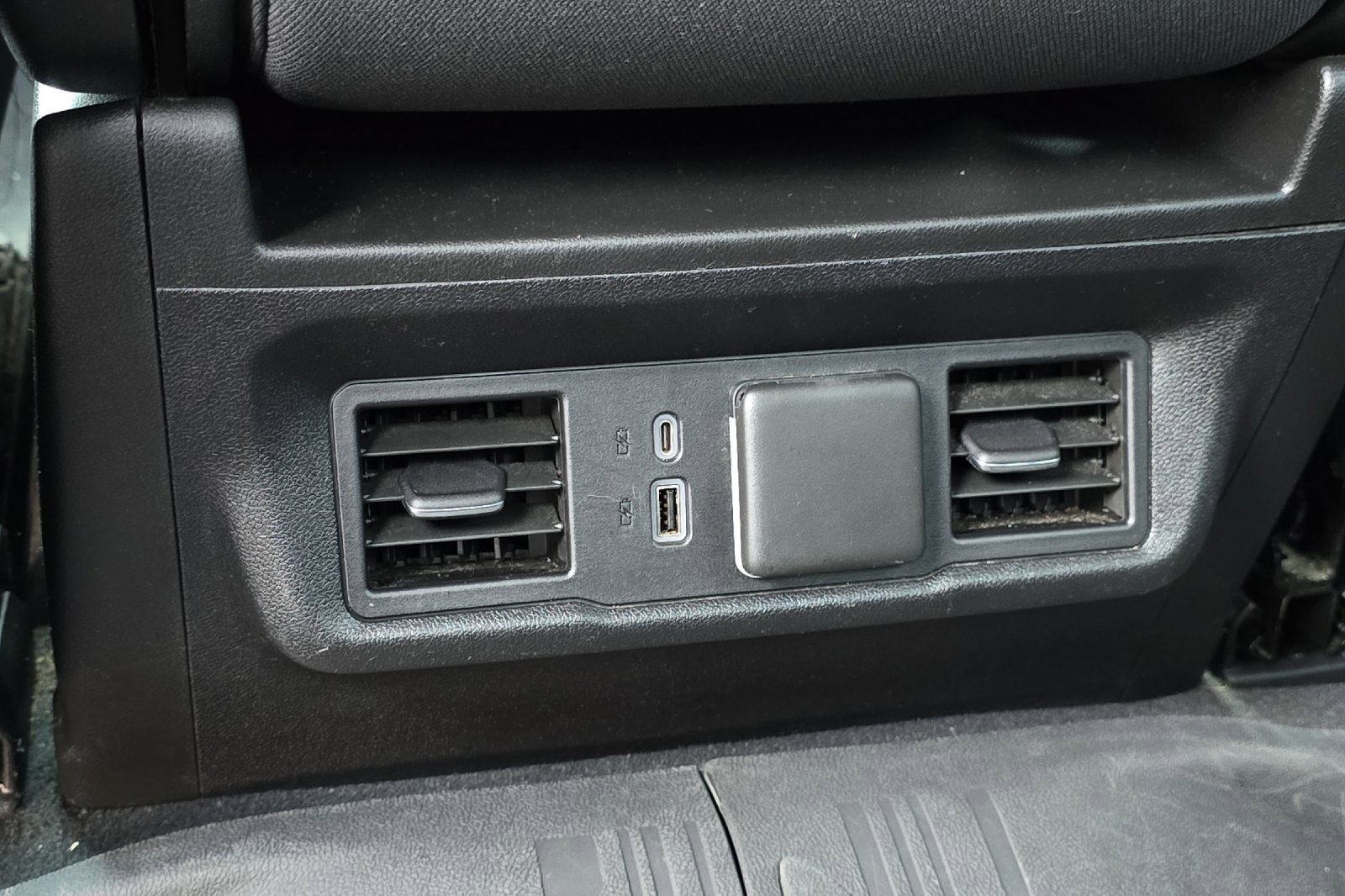 Used 2023 GMC Sierra 1500 Elevation image 42