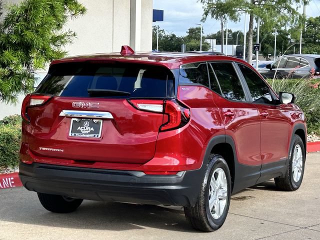 Used 2024 GMC Terrain SLE FWD image 4