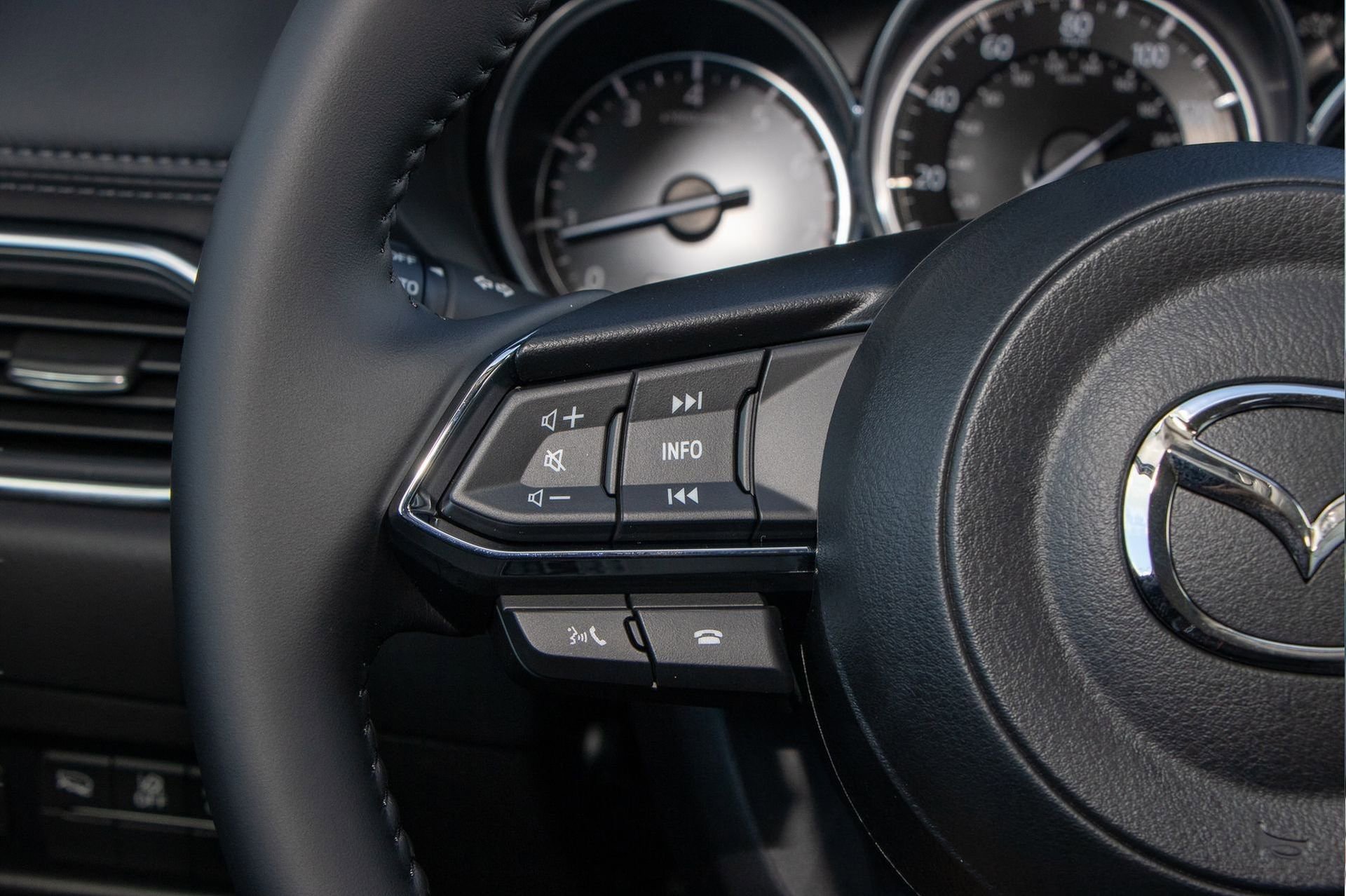 New 2025 MAZDA CX-5 AWD 2.5 S w/ Preferred Package image 29