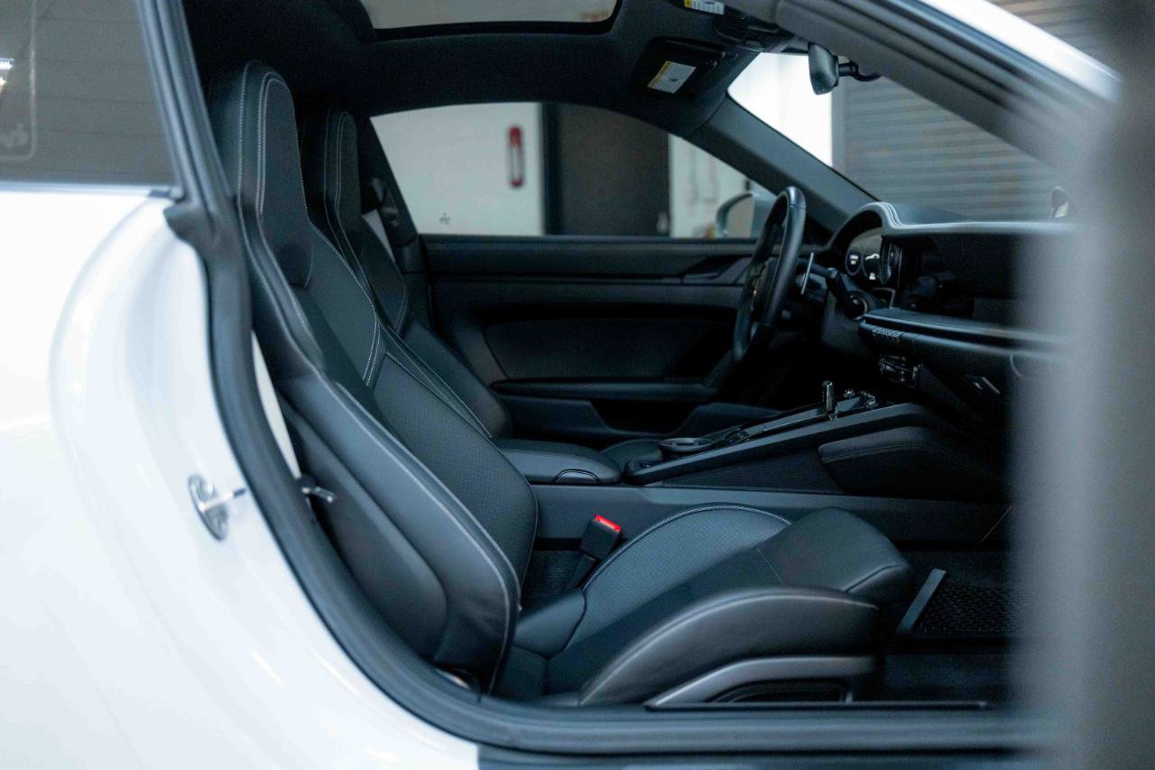 Used 2024 Porsche 911 Carrera GTS image 50