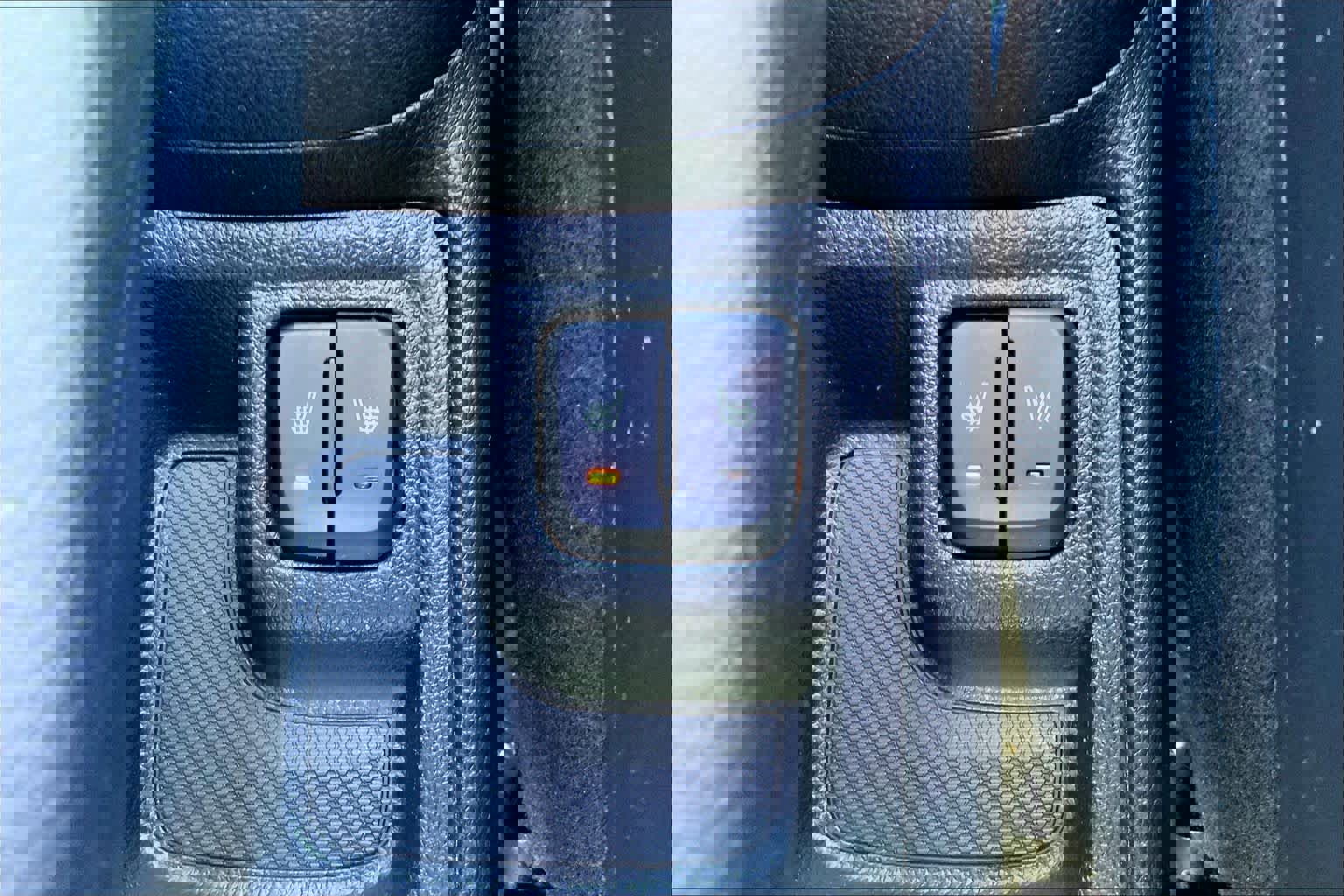 Used 2021 Chevrolet Spark ACTIV image 28