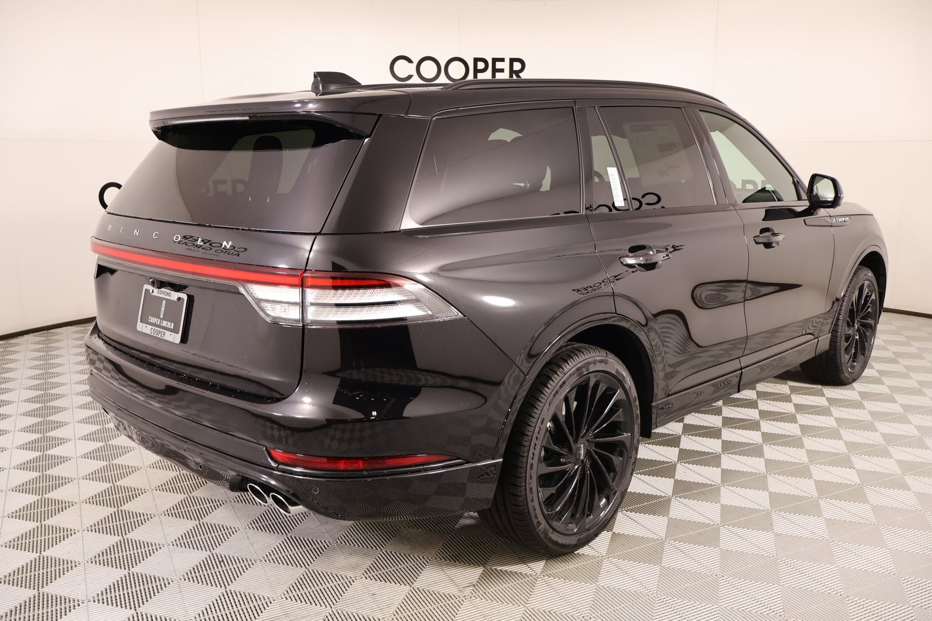 New 2026 Lincoln Aviator Reserve AWD/4WD image 22